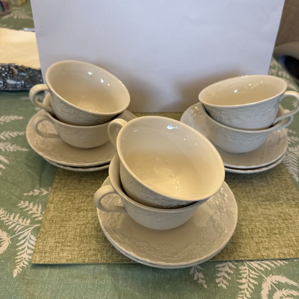 Ralph Lauren Wedgwood White “Claire” Cup & Saucer 6 Sets, Excellent Condition!